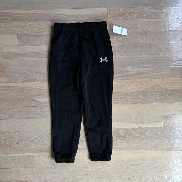 Boys black Under Armour logo jogger sweatpants size 7 nwt - Picture 1 of 2